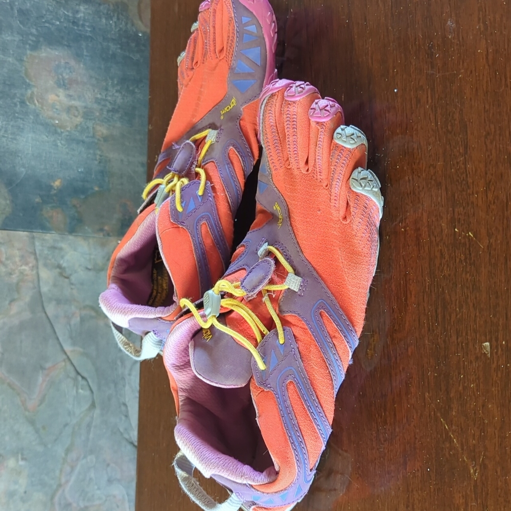 Vibram Women's Orange and Purple Shoes